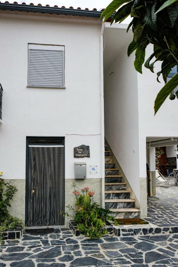 Casa Do Ferreiro II Hotel Gois Exterior photo